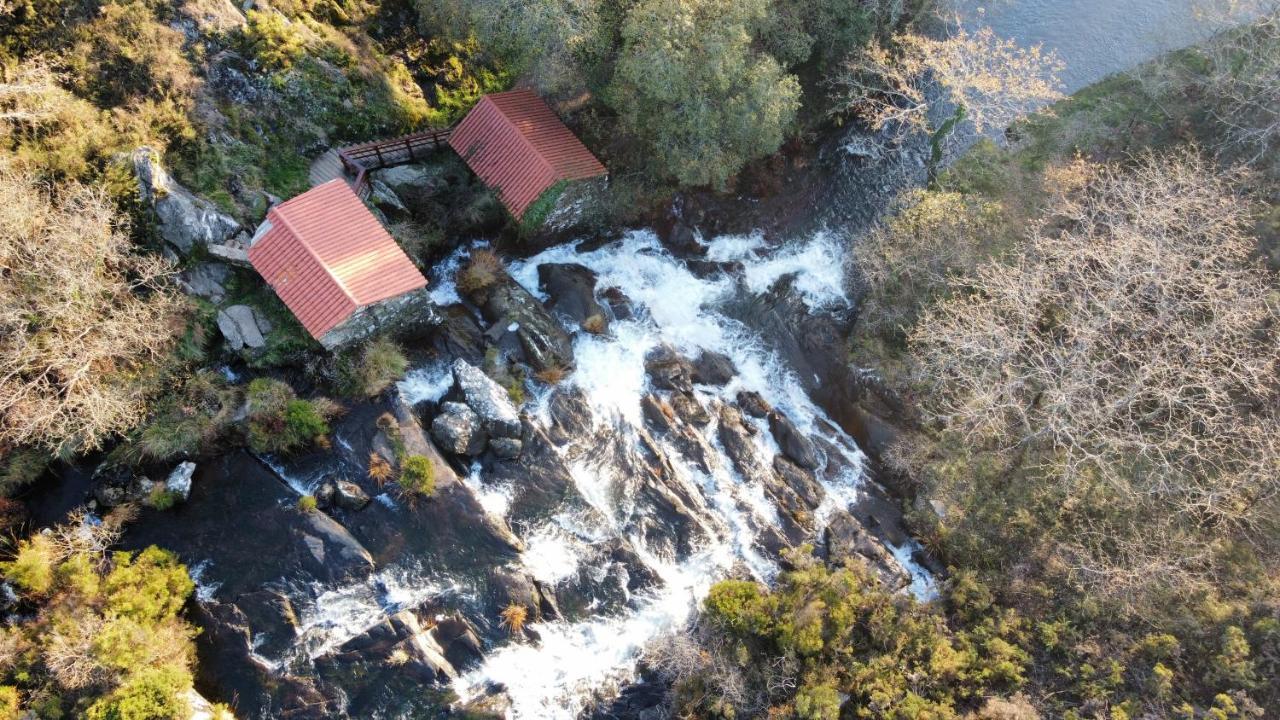 Гостевой дом Casa Do Ghabino Санта-Комба Экстерьер фото